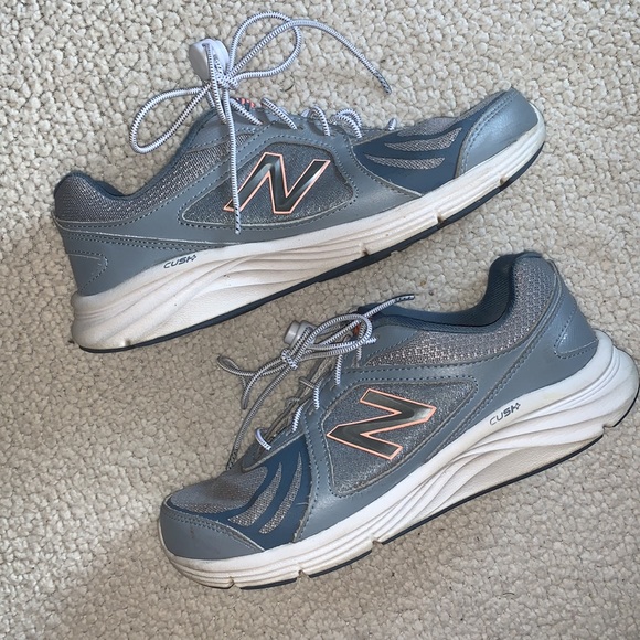 New Balance Cush Ultra Soft Comfort Insert Sneakers — 7.5 - Picture 5 of 8